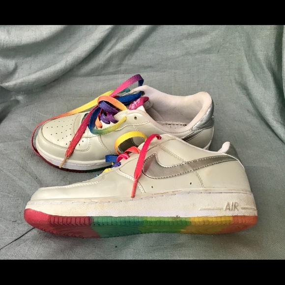 nike rainbow sole shoes